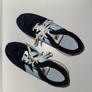 New Balance 237 Navy and Light Blue